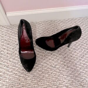 Jessica Simpson High Heeled Platform Pumps